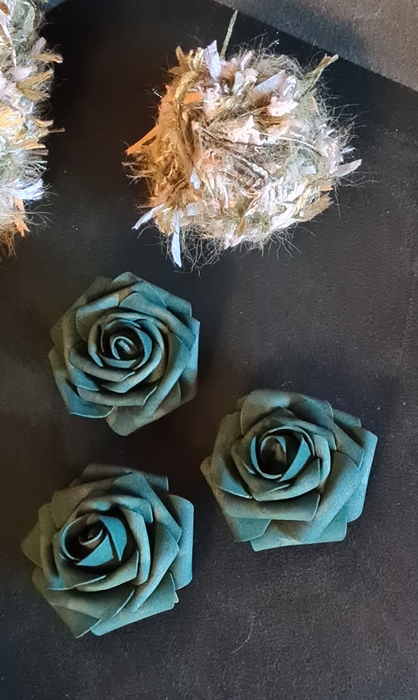 1 Styroporkranz Langhaarwolle Rosen