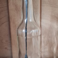 Kerzenhalter mit Glasflasche