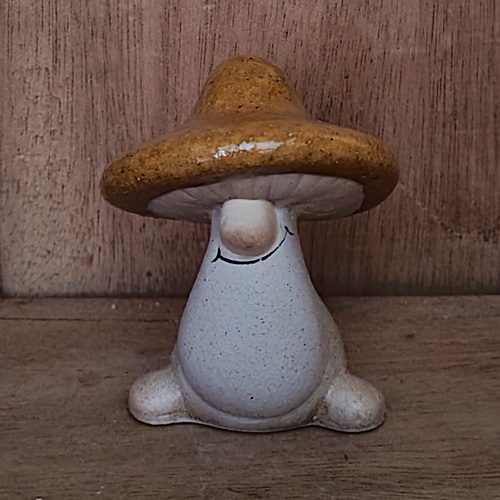 Pilzmännchen aus Keramik
