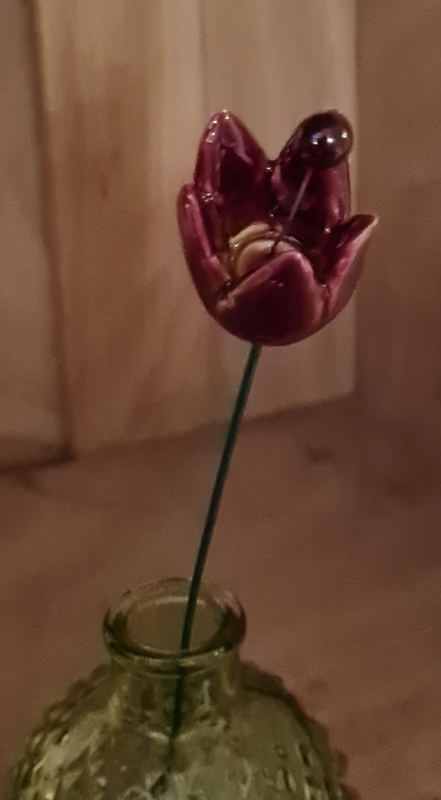 Tulpe aus Keramik